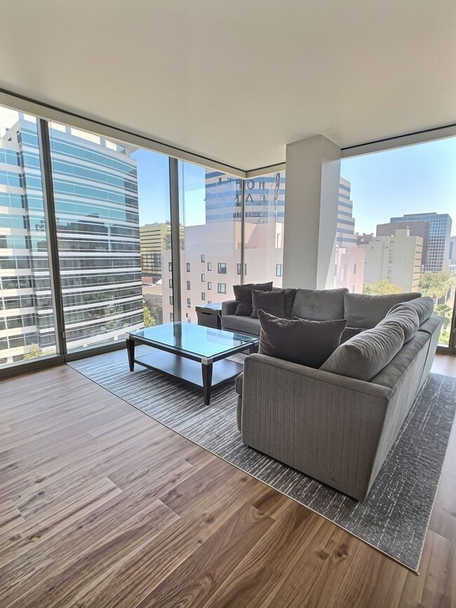 Building Photo - 38 N Almaden Blvd Unit 1100