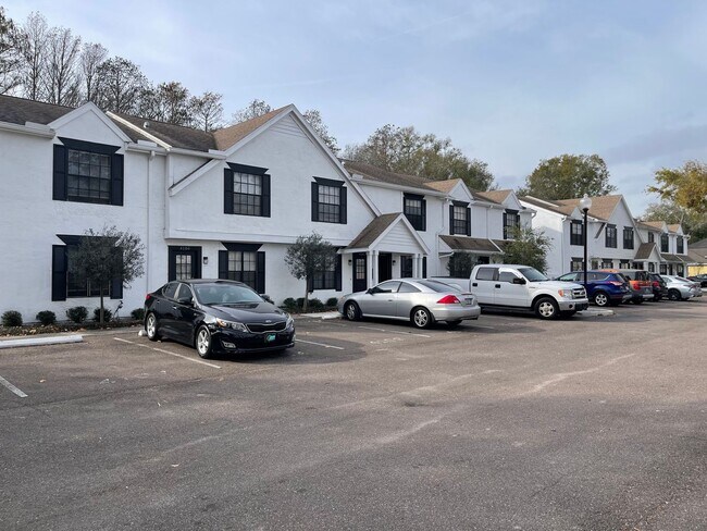 Photo - Saint Andrews Square Townhomes