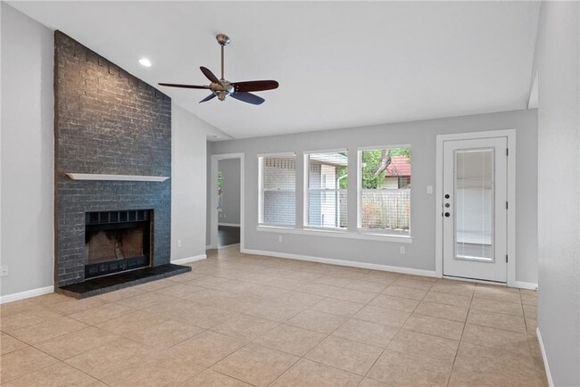 Photo - 1904 Dayflower Trce