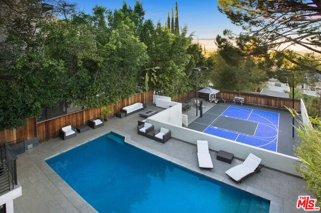 Photo - 14835 Valley Vista Blvd