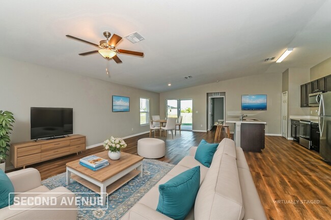 Photo - 1909 NE Juanita Pl