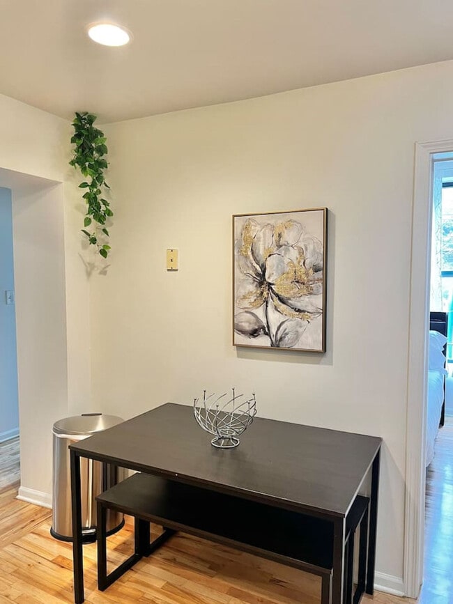 Photo - 2544 N Burling St Unit ID1319108P