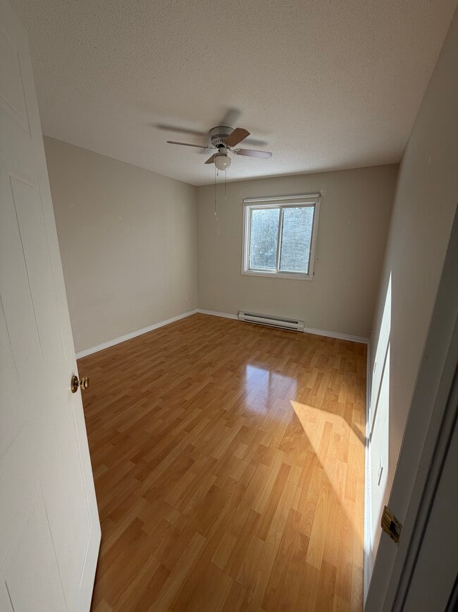 Photo - 2 chambres + 1 stationnement inclus - Rue de la Futaie, Gatineau Unité 28-06