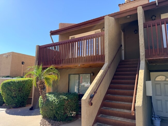 Building Photo - 14203 N 19th Ave Unit 2051