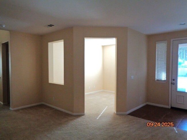 Photo - Spacious Quartz Hill 2 Story Home Offering 3663 sq. ft. and was Built in 2004