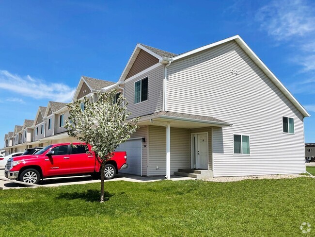 Building Photo - Woodside Townhomes