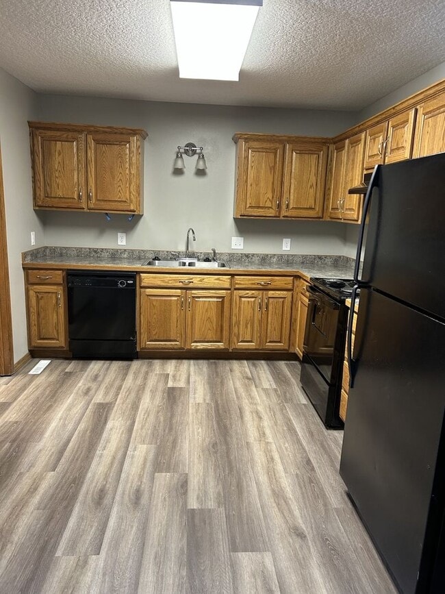 Photo - 719 E Madison St Unit 719 E. Madison Apt. B