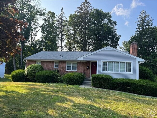 Building Photo - 127 Orchard Dr Rental