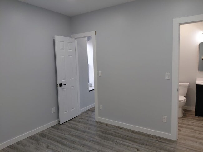 Photo - Palmer Apts Unit 508 Palmer front apt