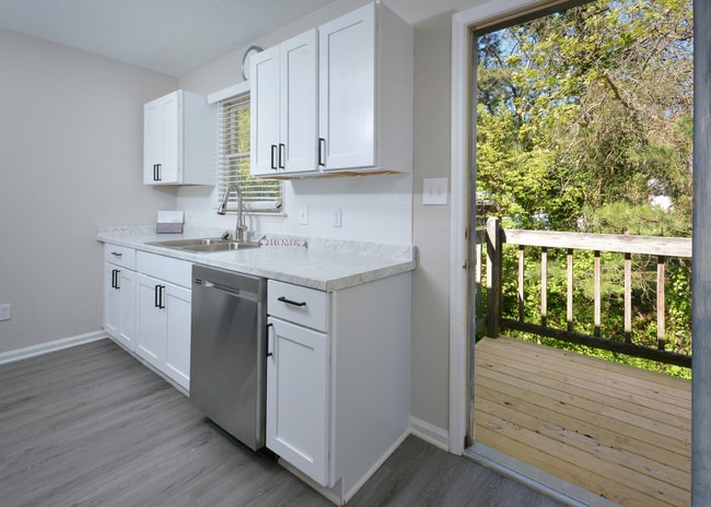 DSC_3555.JPG - Sherrill Place