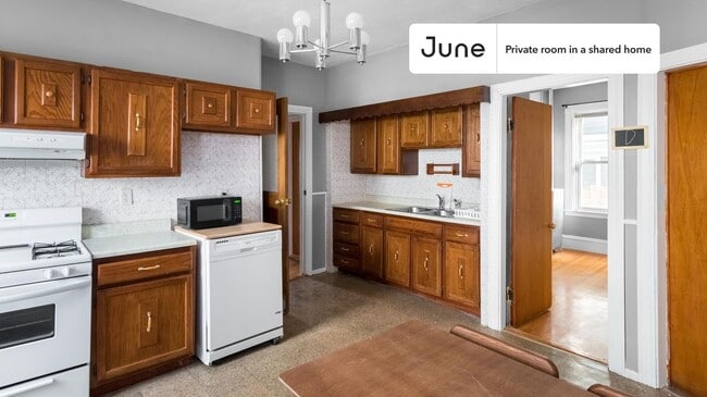 Photo - Room in Shared 5 bed/1 bath home Unidad A