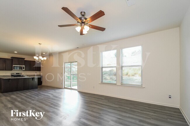 Photo - 5704 Beaver Pond Tl