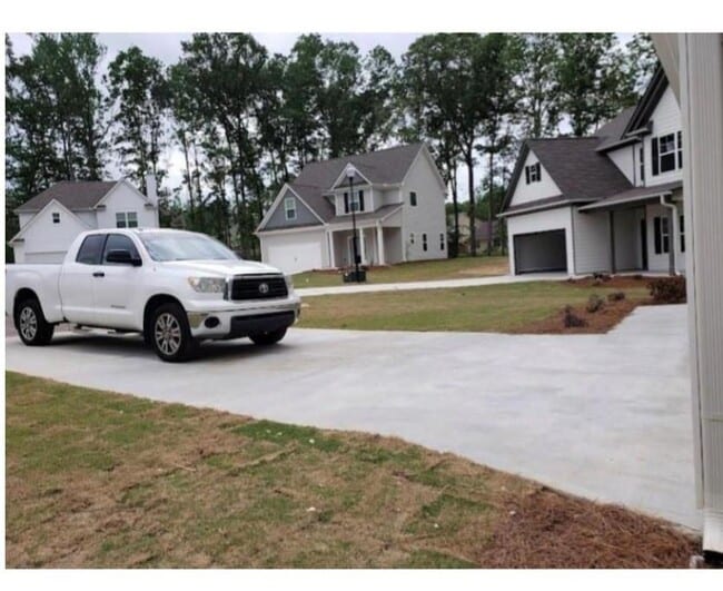 Photo - 210 Finley Dr