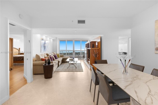 Building Photo - 21055 Yacht Club Dr Unit 2310