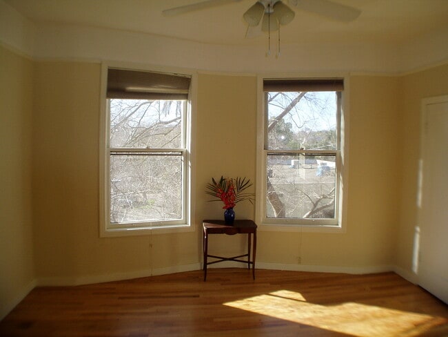 Photo - 1429 28th St Unit 4
