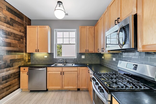 Photo - 6156 S Kenwood Ave