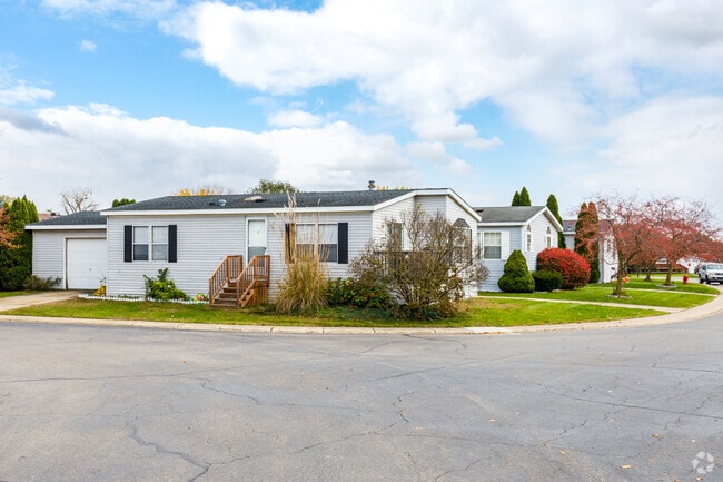 Photo - American Presidential Estates & Capital Hills