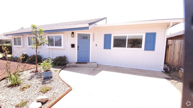 Building Photo - 2309 Barcelona Way Rental