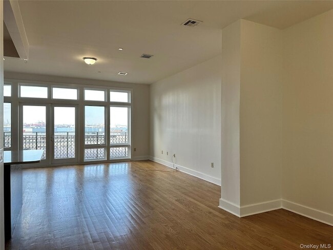 Photo - 90 Bay Street Landing Unit 7K