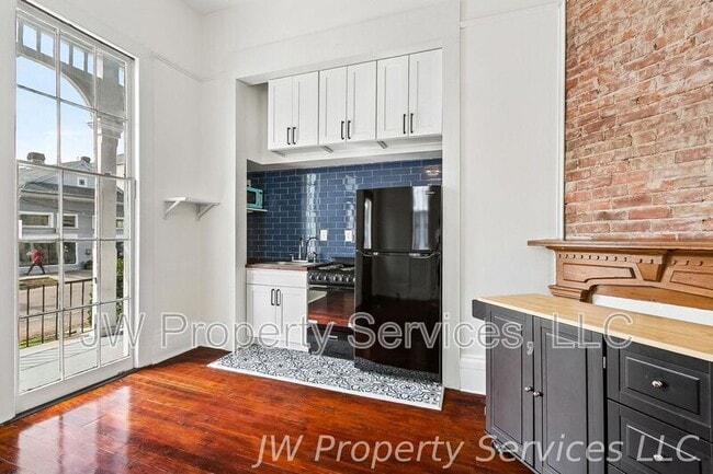 Photo - 5225 Magazine St