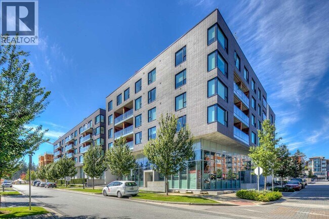5955 Birney Ave Unité 305