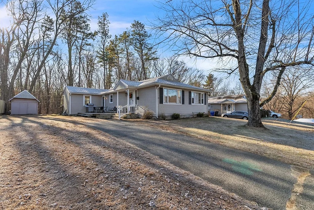 Private Duplex Apartment in Quiet Neighbor... - Private Duplex Apartment in Quiet Neighbor... Unit A