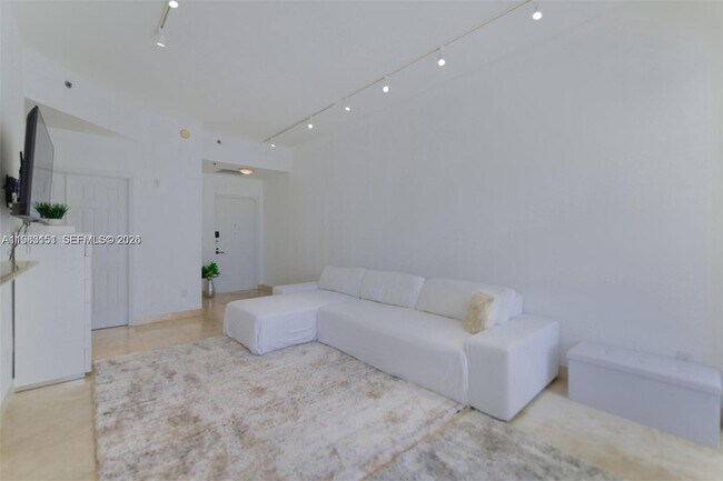 Photo - 145 Jefferson Ave Unidad 445