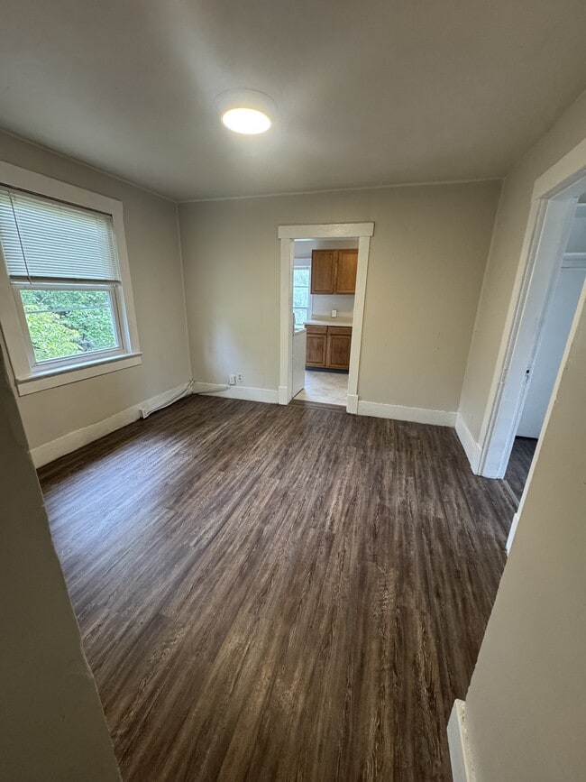 Photo - 908 SW Macvicar Ave Unit 4
