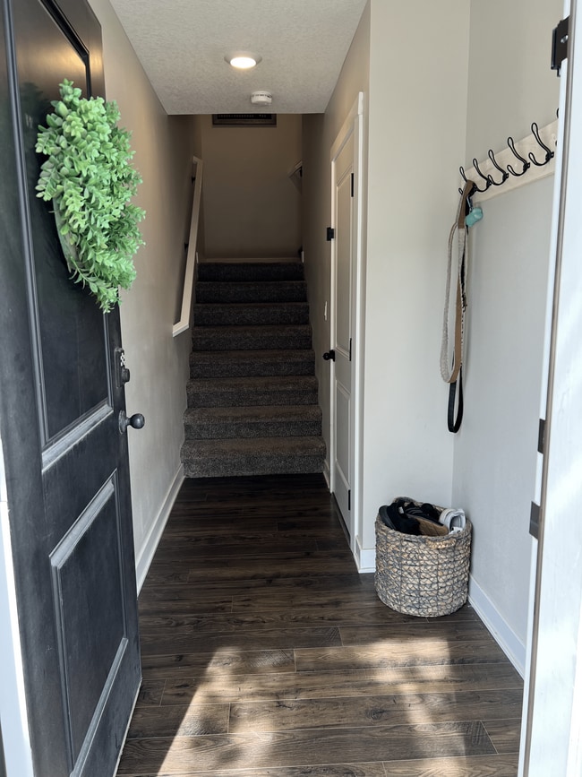 Photo - 170 NE 23rd Ln