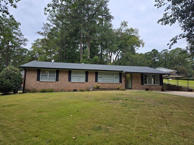 Building Photo - 613 Westbury Dr
