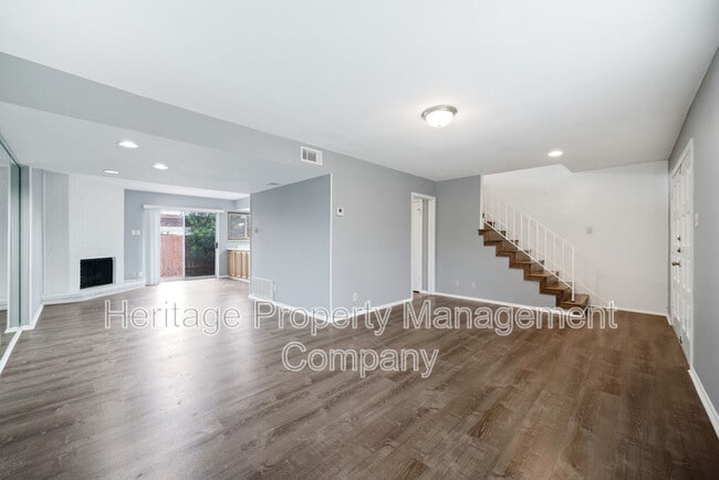 Photo - 10958 Crown Pk Ln