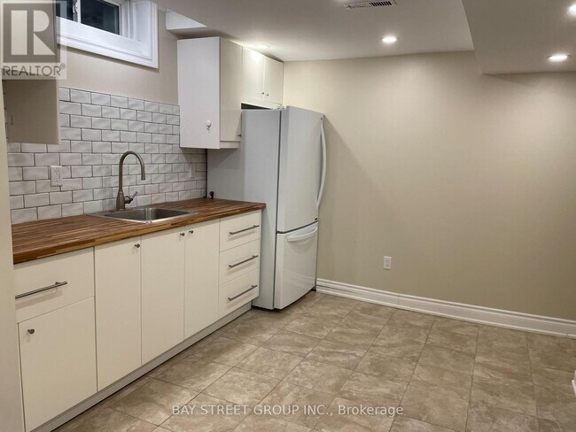 Photo - 41 Couperthwaite Crescent