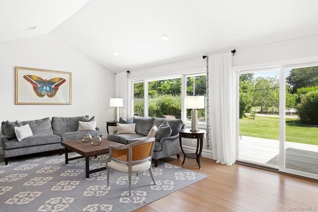 Photo - 31 B Club Ln