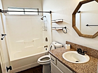 Photo - 69507 Northampton Ave