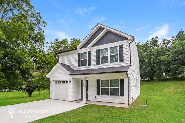 Photo - Bright 4-Bedroom Home in Mount Pleasant, NC
