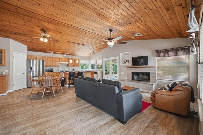 Photo - 7501 Uplands of the Kern Dr