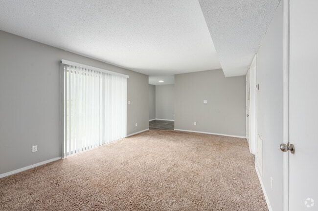 2BR, 1BA - 1,000SF - Living Room