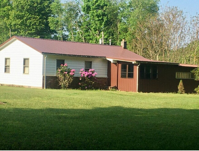 Building Photo - 826 Jonathan Run Rd