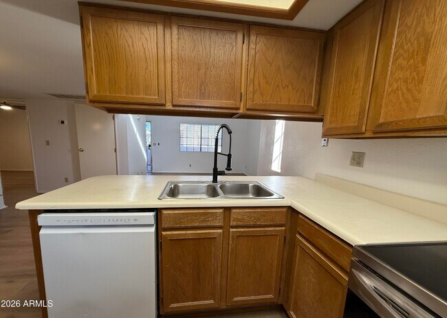 Photo - 2020 W Union Hills Dr Unit 254