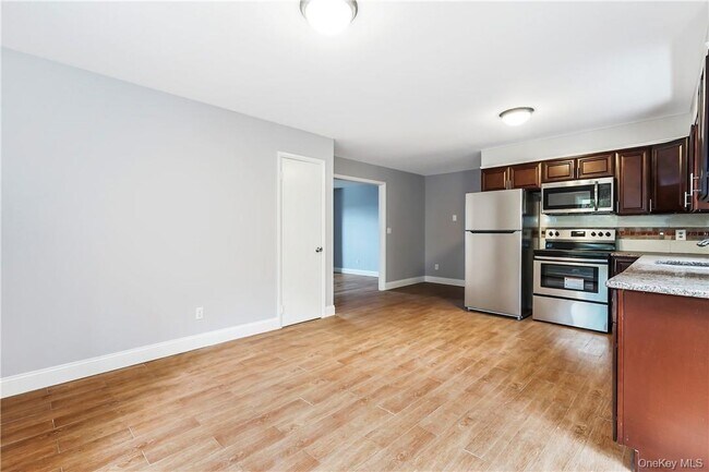 Photo - 30 Palisade St Unit 1S