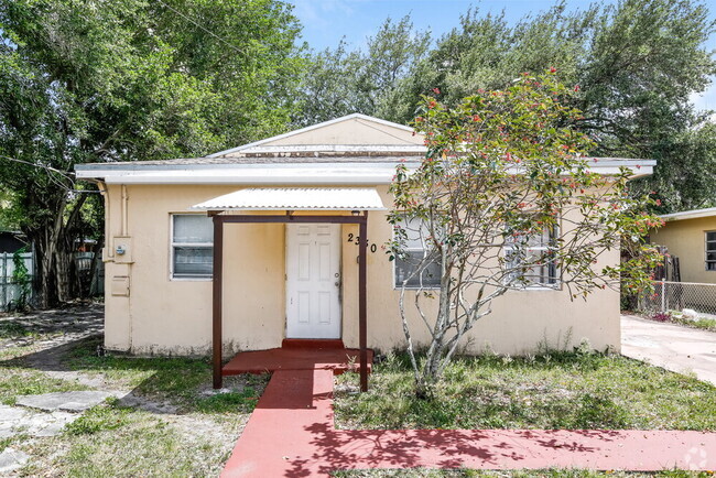 Building Photo - 2330 NW 153rd St Rental