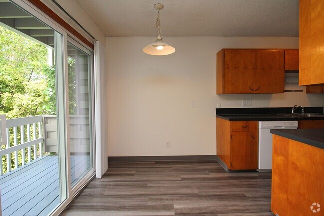 Building Photo - 1001 SW Woods St Rental