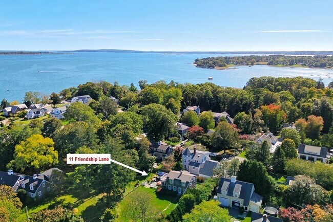 Photo - 11 Friendship Ln