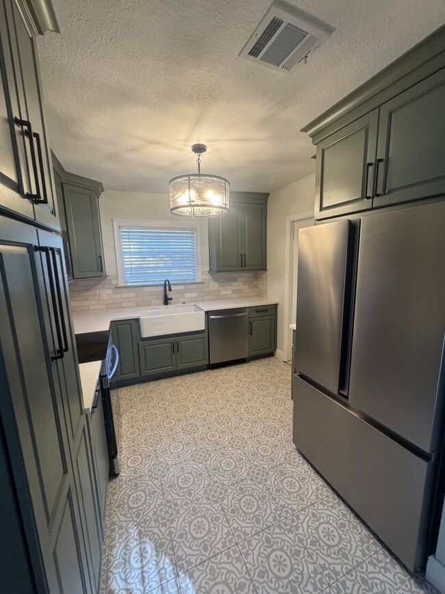 Photo - 19021 2nd St NE