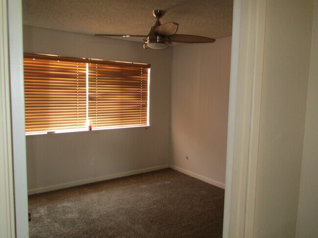 Photo - 5721 mount hood court