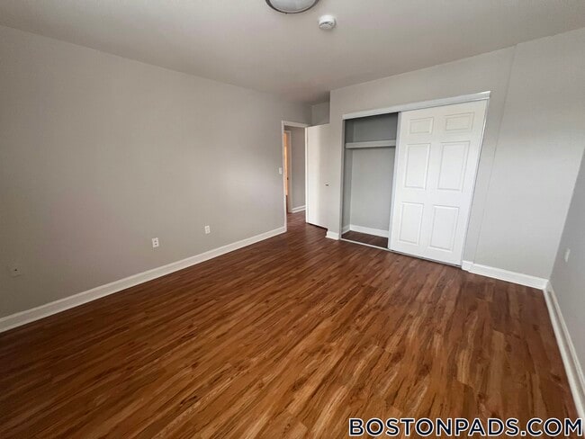 Photo - 9 Bronsdon St Unidad 17B-A