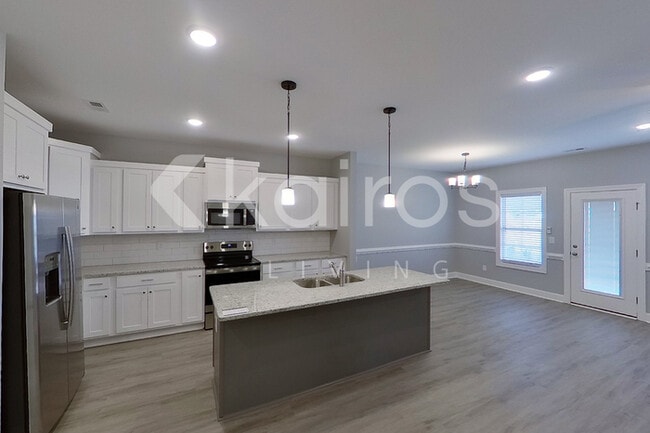 3705 Oak Leaf Wy