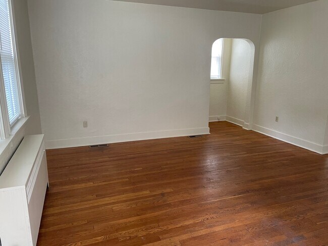 Photo - 5139 5th Ave