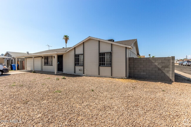 Building Photo - 7926 West Campbell Ave Rental