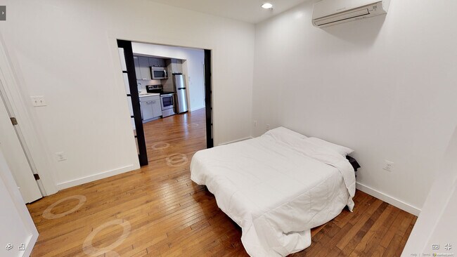 Photo - THE PORTLAND APARTMENTS